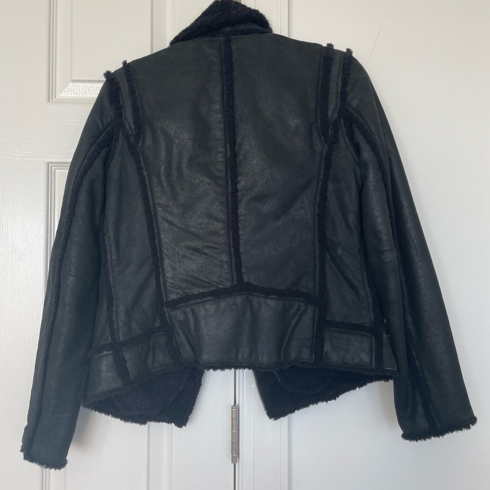 Jacket - Picture 2 of 3